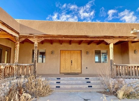 493 Palomita Ct
