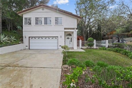 272 Manzanita Ln