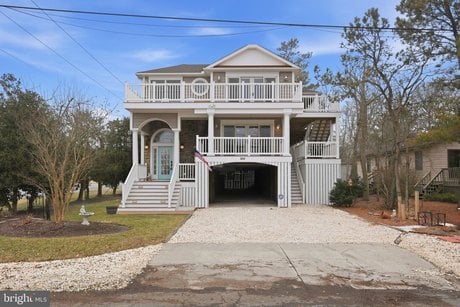 300 Parkwood St